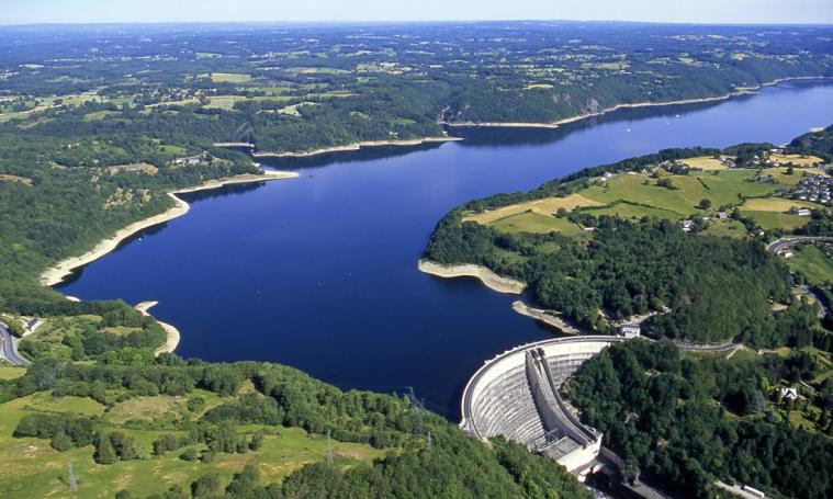 BARRAGE-DE-BORT-LES-ORGUES